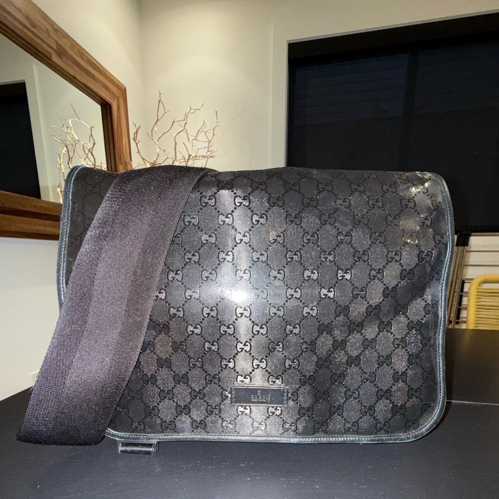 GUCCI
Black Guccissima Crystal Coated Canvas Diaper Messenger Bag